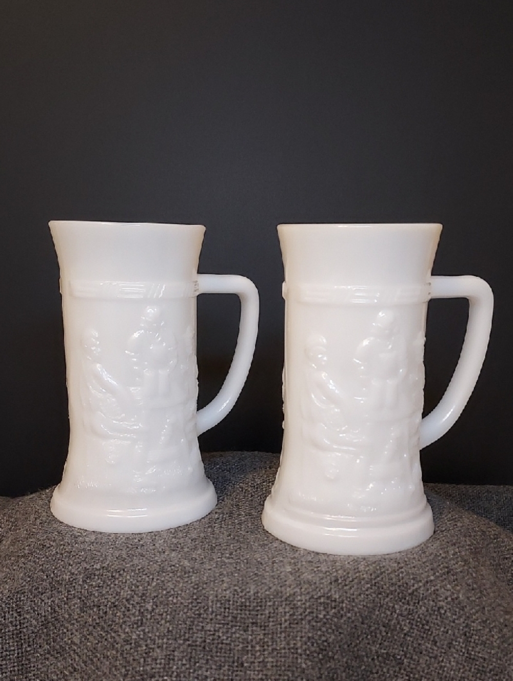 Vintage Federal Milk Glass German Style Stein with 3D Pub Scene